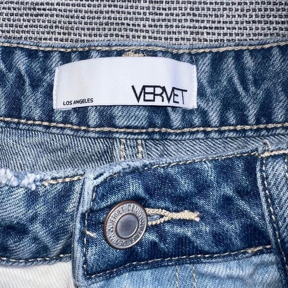 Vervet High Rise Jean Shorts Size Medium - Picture 7 of 9